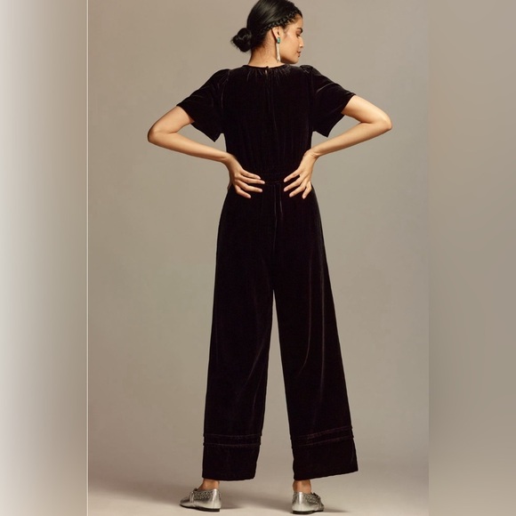 NWT! Anthropologie Black The Somerset Jumpsuit: Velvet Edition - Size XXS 🏀 - Picture 3 of 9